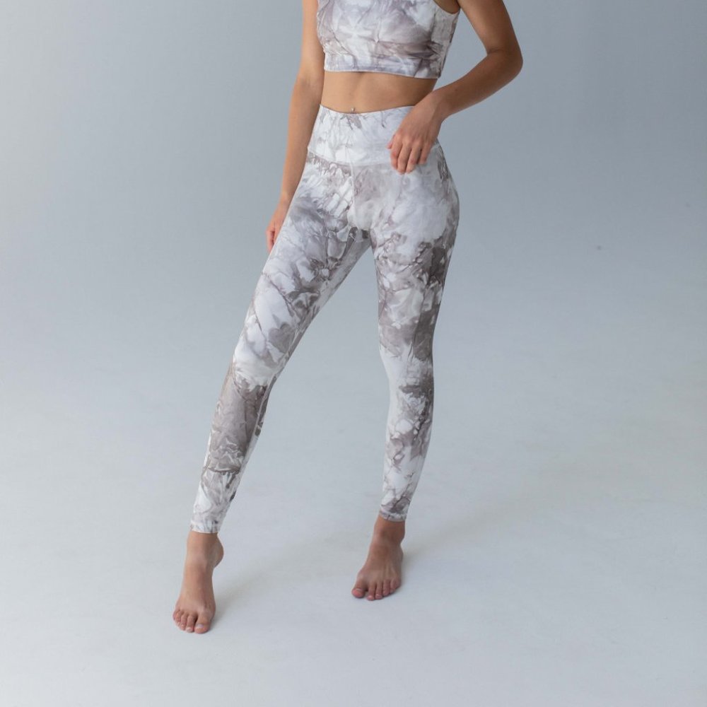 Savvi Reef Leggings Pants Size Large | Hot Yoga Workout